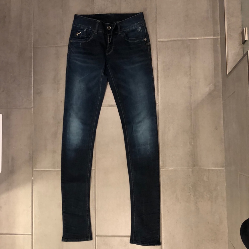 G-Star slim fit Dark aged Jeans Size 28 W/ 34 L - Picture 2 of 5